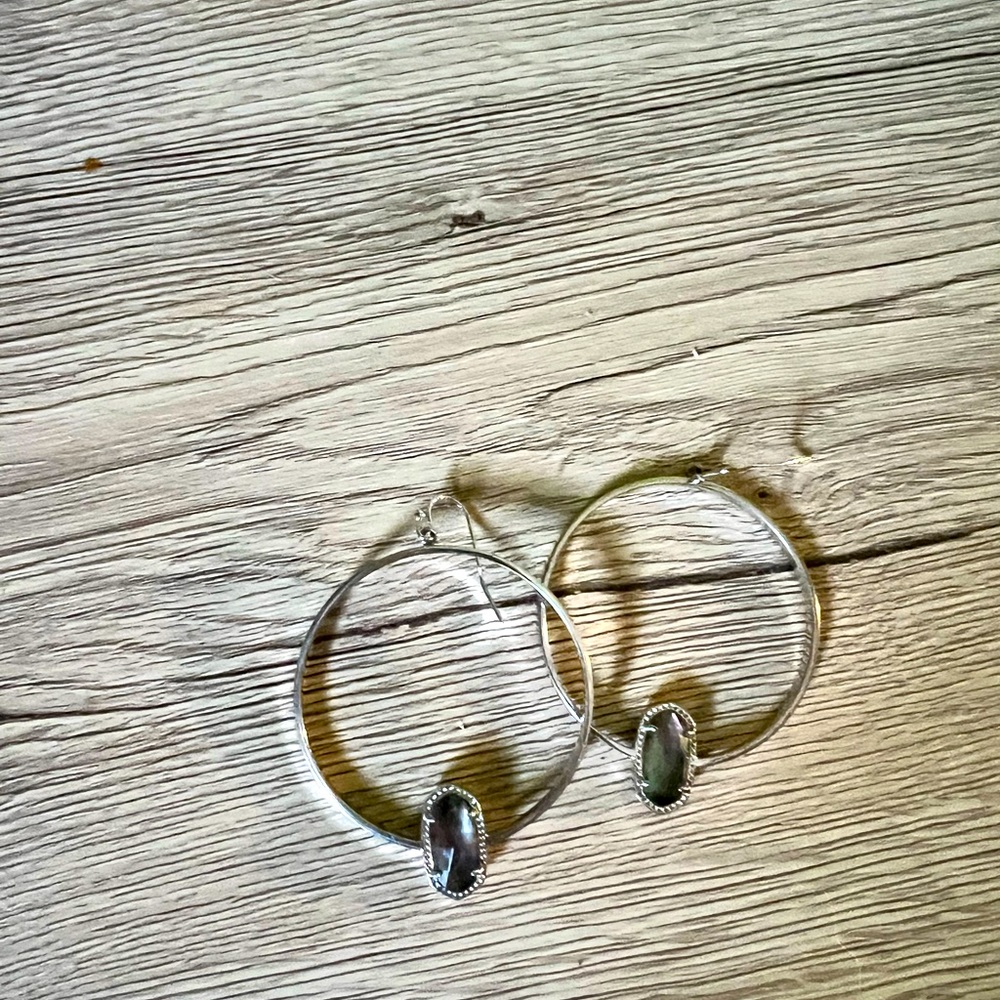 Kendra Scott hoop earrings